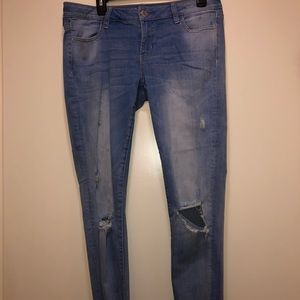 Light wash American Eagle jeans